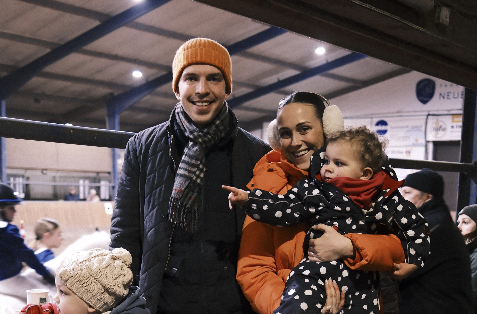 Sarah & Anton mit Kindern